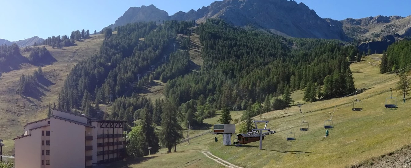 Étude d’impacts, dossier de défrichement et AMO pour le remplacement du télésiège de Sauze et aménagements associés • Domaine skiable du Sauze (04)